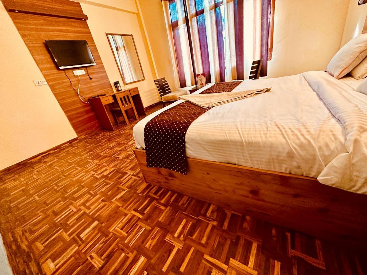Hotel Grand Kalinga - Near Volvo Bus Stand Manali Kültér fotó