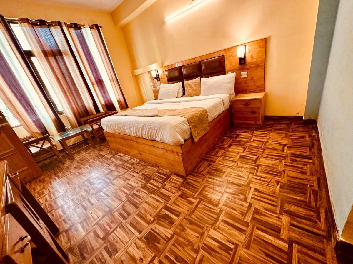 Hotel Grand Kalinga - Near Volvo Bus Stand Manali Kültér fotó