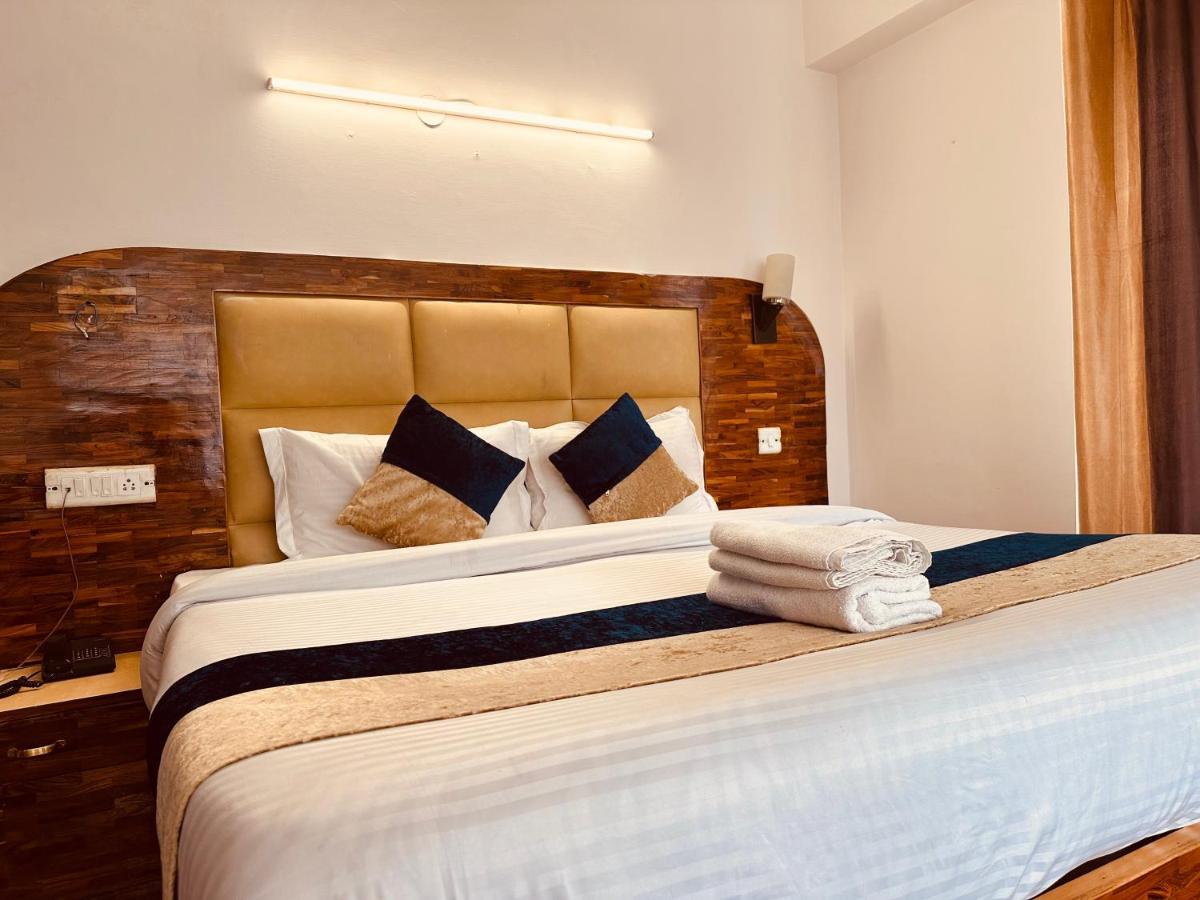 Hotel Grand Kalinga - Near Volvo Bus Stand Manali Kültér fotó